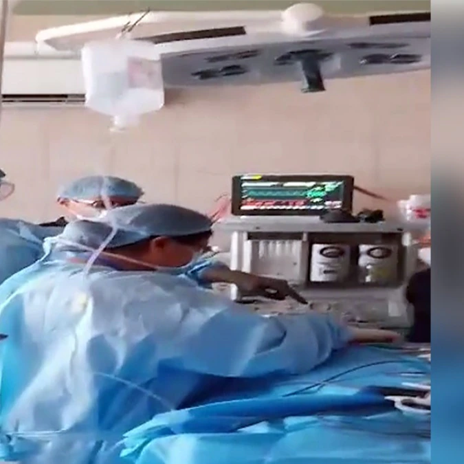 the-doctor-said-that-power-fluctuations-persisted-for-15-minutes--causing-the-ventilator-to-stop-dur-252417585-1x1
